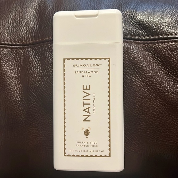 Native Body Wash Limited Edition Jungalow Sandalwood & Fig New never used - Picture 1 of 3